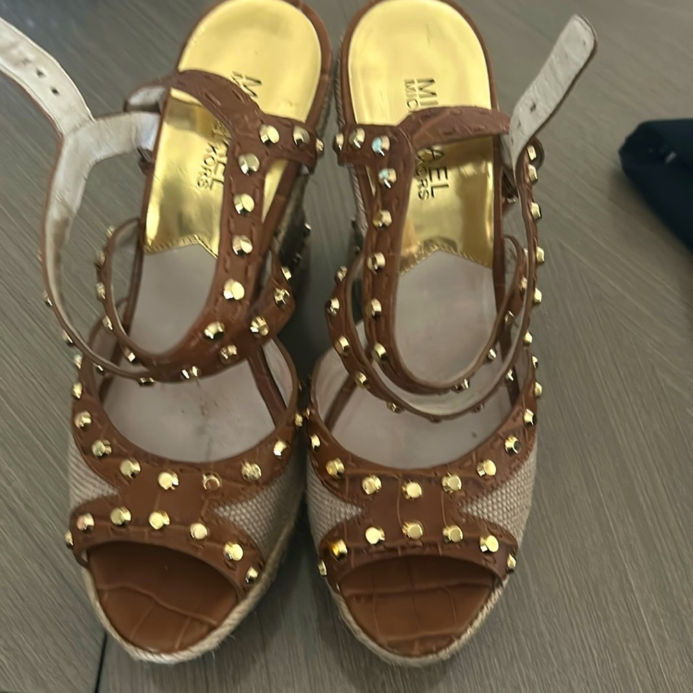 Michael Kors Wedge strappy sandals